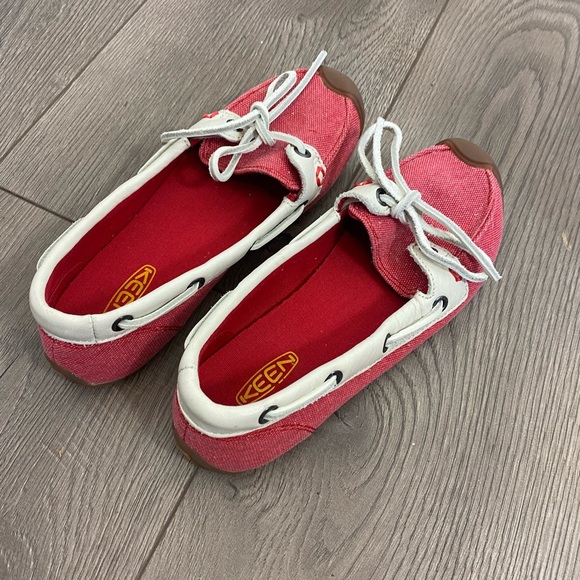 NEW KEEN CATALINA Women Canvas Boat Shoe 5 EUR 35 Leather Trim Comfort Nautical - Picture 2 of 13